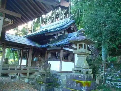 白山神社の本殿・本堂