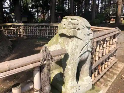 日高神社の狛犬