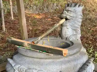 須山浅間神社の手水舎