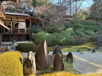 光明院（光明禅院）の{uncategorized: "未分類", other: "その他", undefined: "問題あり", building: "その他建物", grave: "お墓", sacred_gate: "鳥居", guardian: "狛犬", statue: "像", buddha: "仏像", history: "歴史", nature: "自然", garden: "庭園", animal: "動物", pagoda: "塔", temizu: "手水舎", mountain_gate: "山門・神門", sanctuary: "本殿・本堂", subordinate: "末社・摂社", art: "芸術", scenery: "景色", jizo: "地蔵", ema: "絵馬", goshuin: "御朱印", omikuji: "おみくじ", items: "授与品その他", amulet: "お守り", goshuincho: "御朱印帳", eats: "食事", festival: "お祭り", votive_dance: "神楽", shichigosan: "七五三参", wedding: "結婚式", experience: "体験その他", initially: "初詣", around: "周辺", anti_infection: "感染症対策"}