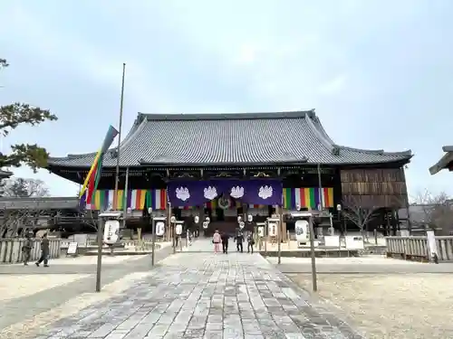 本山専修寺の本殿・本堂