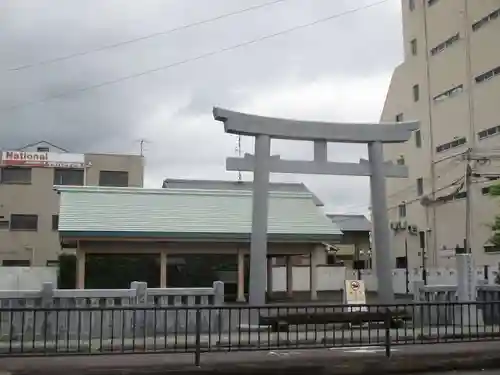 北野天満宮御旅所（神輿岡神社）の鳥居