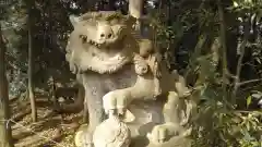 八幡神社の狛犬