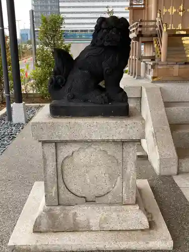 水神社の狛犬