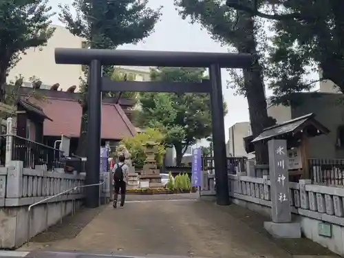 高円寺氷川神社の鳥居