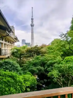 待乳山聖天（本龍院）の{uncategorized: "未分類", other: "その他", undefined: "問題あり", building: "その他建物", grave: "お墓", sacred_gate: "鳥居", guardian: "狛犬", statue: "像", buddha: "仏像", history: "歴史", nature: "自然", garden: "庭園", animal: "動物", pagoda: "塔", temizu: "手水舎", mountain_gate: "山門・神門", sanctuary: "本殿・本堂", subordinate: "末社・摂社", art: "芸術", scenery: "景色", jizo: "地蔵", ema: "絵馬", goshuin: "御朱印", omikuji: "おみくじ", items: "授与品その他", amulet: "お守り", goshuincho: "御朱印帳", eats: "食事", festival: "お祭り", votive_dance: "神楽", shichigosan: "七五三参", wedding: "結婚式", experience: "体験その他", initially: "初詣", around: "周辺", anti_infection: "感染症対策"}