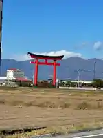 小泉稲荷神社の鳥居