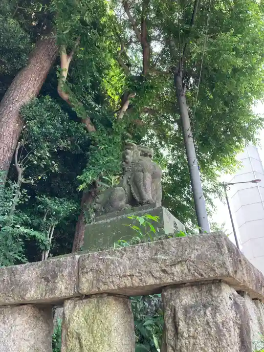 代々木八幡宮の{uncategorized: "未分類", other: "その他", undefined: "問題あり", building: "その他建物", grave: "お墓", sacred_gate: "鳥居", guardian: "狛犬", statue: "像", buddha: "仏像", history: "歴史", nature: "自然", garden: "庭園", animal: "動物", pagoda: "塔", temizu: "手水舎", mountain_gate: "山門・神門", sanctuary: "本殿・本堂", subordinate: "末社・摂社", art: "芸術", scenery: "景色", jizo: "地蔵", ema: "絵馬", goshuin: "御朱印", omikuji: "おみくじ", items: "授与品その他", amulet: "お守り", goshuincho: "御朱印帳", eats: "食事", festival: "お祭り", votive_dance: "神楽", shichigosan: "七五三参", wedding: "結婚式", experience: "体験その他", initially: "初詣", around: "周辺", anti_infection: "感染症対策"}