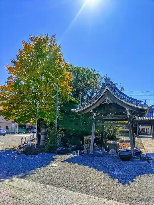 西光寺の手水舎