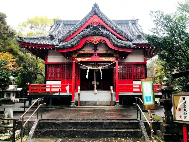 紫尾神社の本殿・本堂
