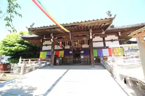 新井薬師（梅照院）の本殿・本堂