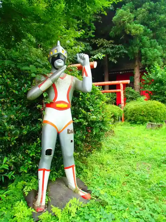 十方稲荷神社の像