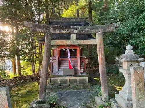 野上八幡宮の末社・摂社
