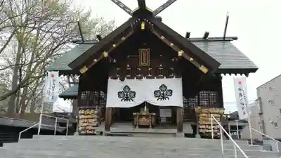 札幌諏訪神社の本殿・本堂