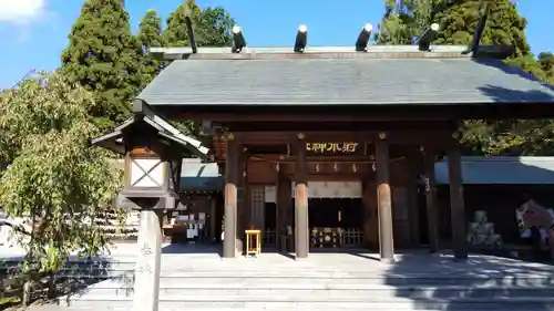 射水神社の本殿