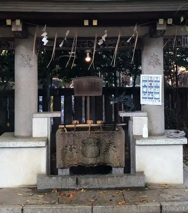大鳥神社の手水舎