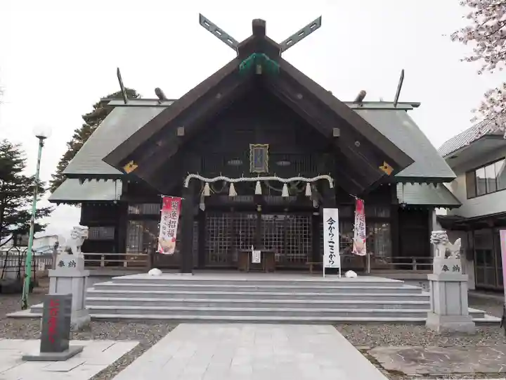 白老八幡神社の本殿・本堂