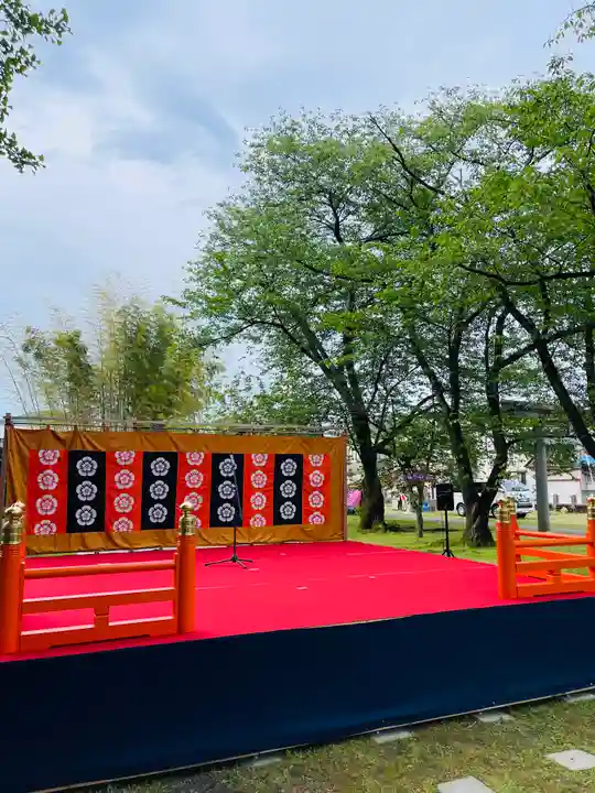 守りの神 藤基神社(新潟県)