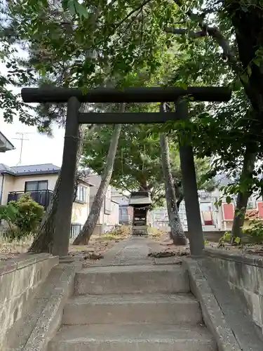 三峰神社の鳥居