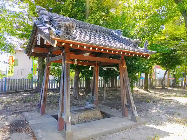 八幡社(四女子八幡社)の手水舎