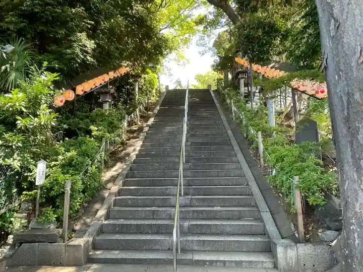 検見川神社の{uncategorized: "未分類", other: "その他", undefined: "問題あり", building: "その他建物", grave: "お墓", sacred_gate: "鳥居", guardian: "狛犬", statue: "像", buddha: "仏像", history: "歴史", nature: "自然", garden: "庭園", animal: "動物", pagoda: "塔", temizu: "手水舎", mountain_gate: "山門・神門", sanctuary: "本殿・本堂", subordinate: "末社・摂社", art: "芸術", scenery: "景色", jizo: "地蔵", ema: "絵馬", goshuin: "御朱印", omikuji: "おみくじ", items: "授与品その他", amulet: "お守り", goshuincho: "御朱印帳", eats: "食事", festival: "お祭り", votive_dance: "神楽", shichigosan: "七五三参", wedding: "結婚式", experience: "体験その他", initially: "初詣", around: "周辺", anti_infection: "感染症対策"}
