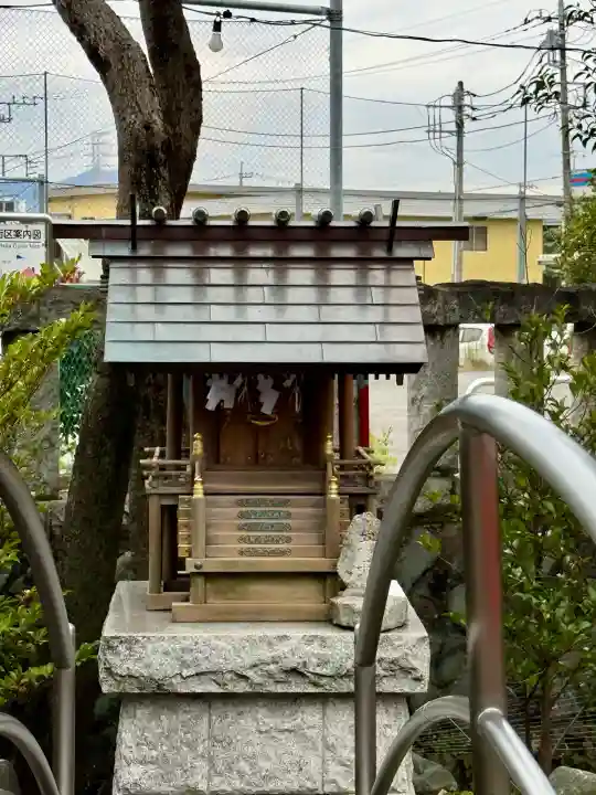 鈴鹿明神社の{uncategorized: "未分類", other: "その他", undefined: "問題あり", building: "その他建物", grave: "お墓", sacred_gate: "鳥居", guardian: "狛犬", statue: "像", buddha: "仏像", history: "歴史", nature: "自然", garden: "庭園", animal: "動物", pagoda: "塔", temizu: "手水舎", mountain_gate: "山門・神門", sanctuary: "本殿・本堂", subordinate: "末社・摂社", art: "芸術", scenery: "景色", jizo: "地蔵", ema: "絵馬", goshuin: "御朱印", omikuji: "おみくじ", items: "授与品その他", amulet: "お守り", goshuincho: "御朱印帳", eats: "食事", festival: "お祭り", votive_dance: "神楽", shichigosan: "七五三参", wedding: "結婚式", experience: "体験その他", initially: "初詣", around: "周辺", anti_infection: "感染症対策"}