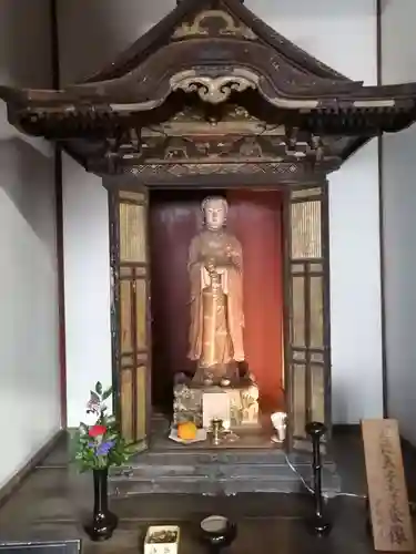 飛鳥寺の像