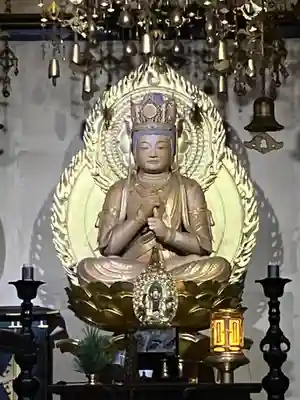 高野山寺の本殿・本堂