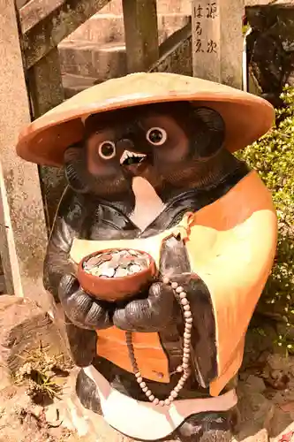 西ノ滝龍水寺(香川県)