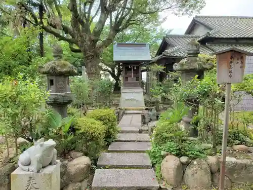 九所御霊天神社の末社・摂社