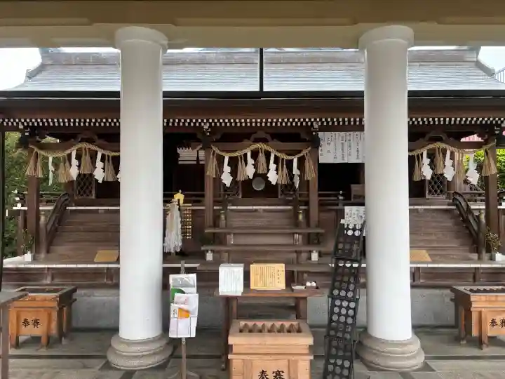 飛行神社の{uncategorized: "未分類", other: "その他", undefined: "問題あり", building: "その他建物", grave: "お墓", sacred_gate: "鳥居", guardian: "狛犬", statue: "像", buddha: "仏像", history: "歴史", nature: "自然", garden: "庭園", animal: "動物", pagoda: "塔", temizu: "手水舎", mountain_gate: "山門・神門", sanctuary: "本殿・本堂", subordinate: "末社・摂社", art: "芸術", scenery: "景色", jizo: "地蔵", ema: "絵馬", goshuin: "御朱印", omikuji: "おみくじ", items: "授与品その他", amulet: "お守り", goshuincho: "御朱印帳", eats: "食事", festival: "お祭り", votive_dance: "神楽", shichigosan: "七五三参", wedding: "結婚式", experience: "体験その他", initially: "初詣", around: "周辺", anti_infection: "感染症対策"}