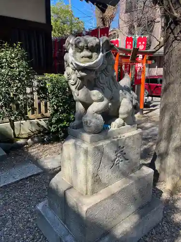 諏訪神社の狛犬