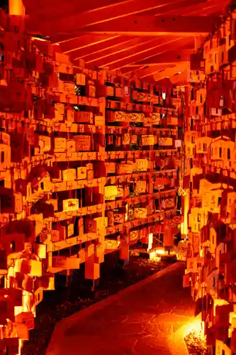 諏訪大社下社秋宮(長野県)