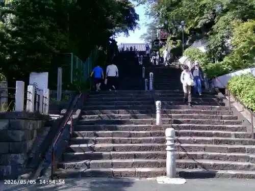 池上本門寺の{uncategorized: "未分類", other: "その他", undefined: "問題あり", building: "その他建物", grave: "お墓", sacred_gate: "鳥居", guardian: "狛犬", statue: "像", buddha: "仏像", history: "歴史", nature: "自然", garden: "庭園", animal: "動物", pagoda: "塔", temizu: "手水舎", mountain_gate: "山門・神門", sanctuary: "本殿・本堂", subordinate: "末社・摂社", art: "芸術", scenery: "景色", jizo: "地蔵", ema: "絵馬", goshuin: "御朱印", omikuji: "おみくじ", items: "授与品その他", amulet: "お守り", goshuincho: "御朱印帳", eats: "食事", festival: "お祭り", votive_dance: "神楽", shichigosan: "七五三参", wedding: "結婚式", experience: "体験その他", initially: "初詣", around: "周辺", anti_infection: "感染症対策"}