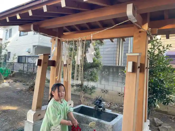 大六天神社の{uncategorized: "未分類", other: "その他", undefined: "問題あり", building: "その他建物", grave: "お墓", sacred_gate: "鳥居", guardian: "狛犬", statue: "像", buddha: "仏像", history: "歴史", nature: "自然", garden: "庭園", animal: "動物", pagoda: "塔", temizu: "手水舎", mountain_gate: "山門・神門", sanctuary: "本殿・本堂", subordinate: "末社・摂社", art: "芸術", scenery: "景色", jizo: "地蔵", ema: "絵馬", goshuin: "御朱印", omikuji: "おみくじ", items: "授与品その他", amulet: "お守り", goshuincho: "御朱印帳", eats: "食事", festival: "お祭り", votive_dance: "神楽", shichigosan: "七五三参", wedding: "結婚式", experience: "体験その他", initially: "初詣", around: "周辺", anti_infection: "感染症対策"}