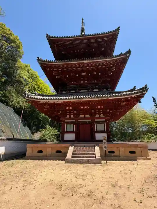 西国寺の{uncategorized: "未分類", other: "その他", undefined: "問題あり", building: "その他建物", grave: "お墓", sacred_gate: "鳥居", guardian: "狛犬", statue: "像", buddha: "仏像", history: "歴史", nature: "自然", garden: "庭園", animal: "動物", pagoda: "塔", temizu: "手水舎", mountain_gate: "山門・神門", sanctuary: "本殿・本堂", subordinate: "末社・摂社", art: "芸術", scenery: "景色", jizo: "地蔵", ema: "絵馬", goshuin: "御朱印", omikuji: "おみくじ", items: "授与品その他", amulet: "お守り", goshuincho: "御朱印帳", eats: "食事", festival: "お祭り", votive_dance: "神楽", shichigosan: "七五三参", wedding: "結婚式", experience: "体験その他", initially: "初詣", around: "周辺", anti_infection: "感染症対策"}