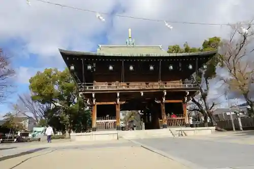 石切劔箭神社の山門