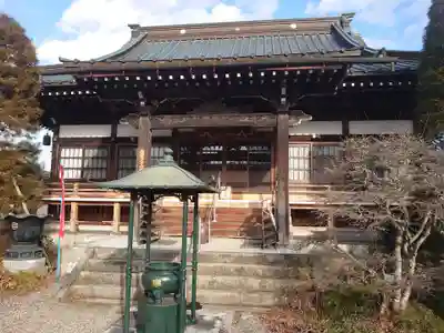 慈光寺(雨乞い不動尊)の本殿・本堂