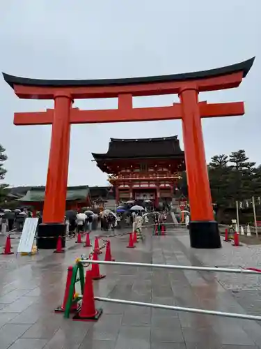 伏見稲荷大社(京都府)