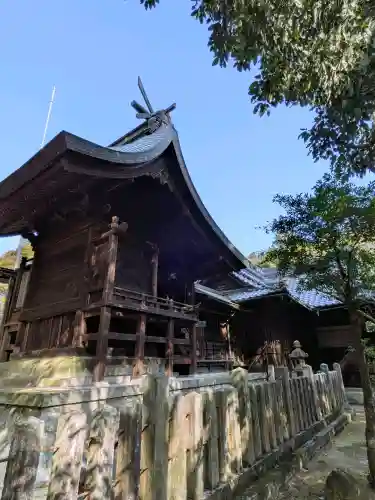 陶神社の{uncategorized: "未分類", other: "その他", undefined: "問題あり", building: "その他建物", grave: "お墓", sacred_gate: "鳥居", guardian: "狛犬", statue: "像", buddha: "仏像", history: "歴史", nature: "自然", garden: "庭園", animal: "動物", pagoda: "塔", temizu: "手水舎", mountain_gate: "山門・神門", sanctuary: "本殿・本堂", subordinate: "末社・摂社", art: "芸術", scenery: "景色", jizo: "地蔵", ema: "絵馬", goshuin: "御朱印", omikuji: "おみくじ", items: "授与品その他", amulet: "お守り", goshuincho: "御朱印帳", eats: "食事", festival: "お祭り", votive_dance: "神楽", shichigosan: "七五三参", wedding: "結婚式", experience: "体験その他", initially: "初詣", around: "周辺", anti_infection: "感染症対策"}