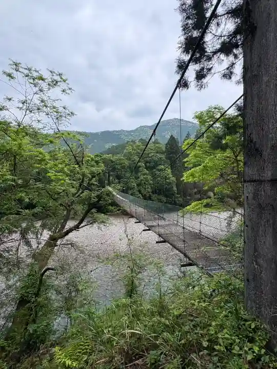春日神社の{uncategorized: "未分類", other: "その他", undefined: "問題あり", building: "その他建物", grave: "お墓", sacred_gate: "鳥居", guardian: "狛犬", statue: "像", buddha: "仏像", history: "歴史", nature: "自然", garden: "庭園", animal: "動物", pagoda: "塔", temizu: "手水舎", mountain_gate: "山門・神門", sanctuary: "本殿・本堂", subordinate: "末社・摂社", art: "芸術", scenery: "景色", jizo: "地蔵", ema: "絵馬", goshuin: "御朱印", omikuji: "おみくじ", items: "授与品その他", amulet: "お守り", goshuincho: "御朱印帳", eats: "食事", festival: "お祭り", votive_dance: "神楽", shichigosan: "七五三参", wedding: "結婚式", experience: "体験その他", initially: "初詣", around: "周辺", anti_infection: "感染症対策"}