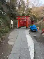 佐助稲荷神社の{uncategorized: "未分類", other: "その他", undefined: "問題あり", building: "その他建物", grave: "お墓", sacred_gate: "鳥居", guardian: "狛犬", statue: "像", buddha: "仏像", history: "歴史", nature: "自然", garden: "庭園", animal: "動物", pagoda: "塔", temizu: "手水舎", mountain_gate: "山門・神門", sanctuary: "本殿・本堂", subordinate: "末社・摂社", art: "芸術", scenery: "景色", jizo: "地蔵", ema: "絵馬", goshuin: "御朱印", omikuji: "おみくじ", items: "授与品その他", amulet: "お守り", goshuincho: "御朱印帳", eats: "食事", festival: "お祭り", votive_dance: "神楽", shichigosan: "七五三参", wedding: "結婚式", experience: "体験その他", initially: "初詣", around: "周辺", anti_infection: "感染症対策"}