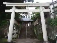 諏訪神社の鳥居