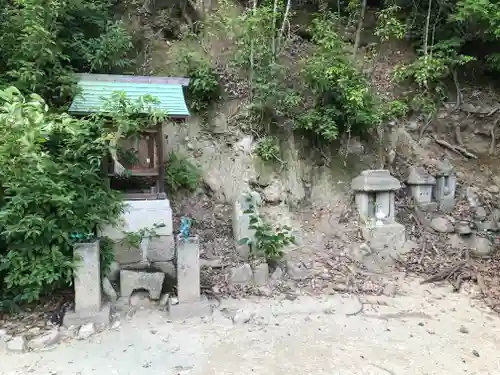 東西神社の末社