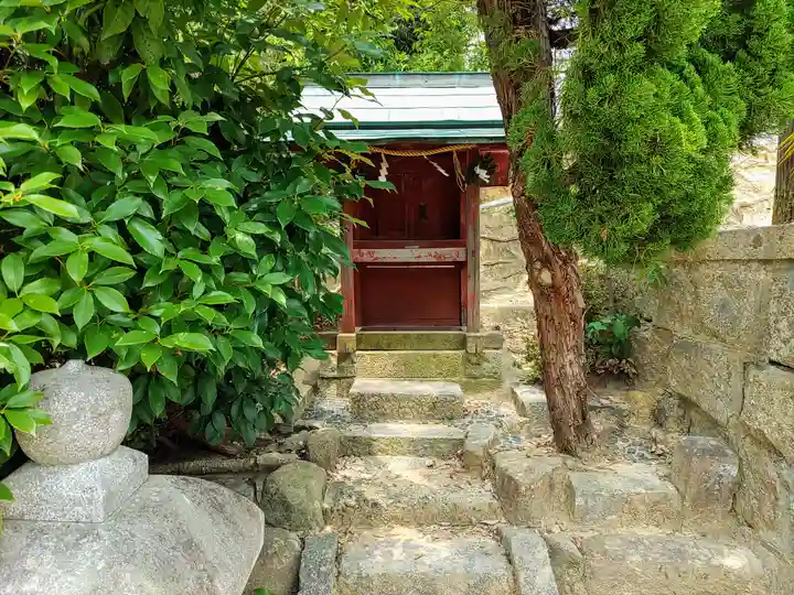 白山神社(小幡)の末社・摂社