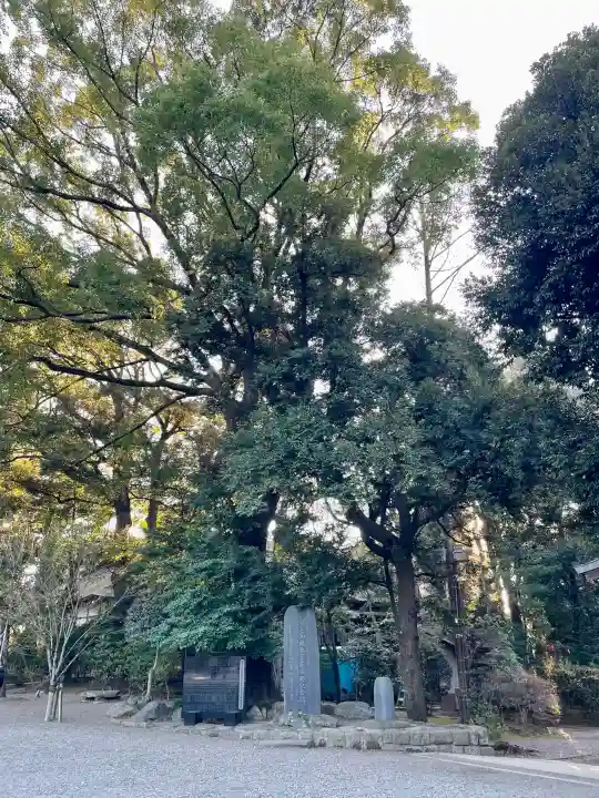 武蔵一宮氷川神社の{uncategorized: "未分類", other: "その他", undefined: "問題あり", building: "その他建物", grave: "お墓", sacred_gate: "鳥居", guardian: "狛犬", statue: "像", buddha: "仏像", history: "歴史", nature: "自然", garden: "庭園", animal: "動物", pagoda: "塔", temizu: "手水舎", mountain_gate: "山門・神門", sanctuary: "本殿・本堂", subordinate: "末社・摂社", art: "芸術", scenery: "景色", jizo: "地蔵", ema: "絵馬", goshuin: "御朱印", omikuji: "おみくじ", items: "授与品その他", amulet: "お守り", goshuincho: "御朱印帳", eats: "食事", festival: "お祭り", votive_dance: "神楽", shichigosan: "七五三参", wedding: "結婚式", experience: "体験その他", initially: "初詣", around: "周辺", anti_infection: "感染症対策"}