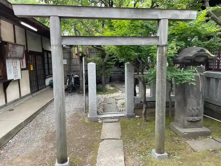 牛天神北野神社の鳥居