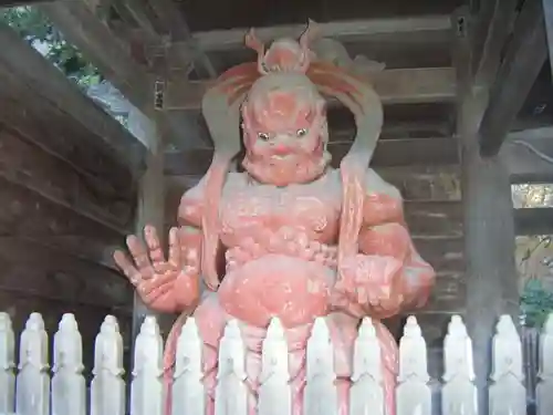 満願寺の像
