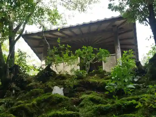 高山寺の末社