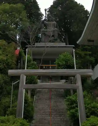 安養寺の鳥居